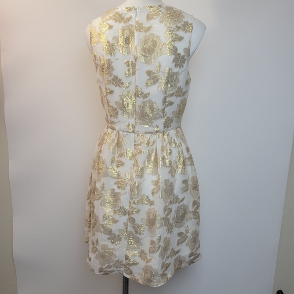 Metallic gold dress - Picture 5 of 11